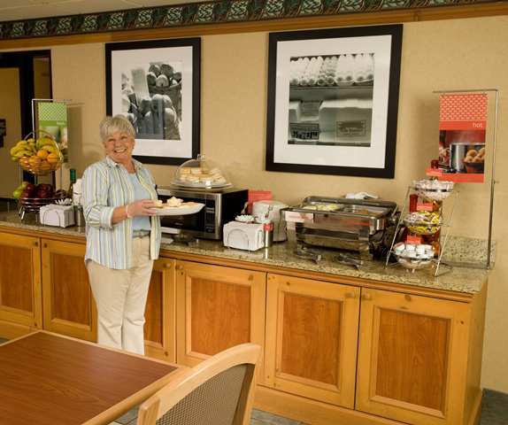 Wingate By Wyndham Cranberry 3*